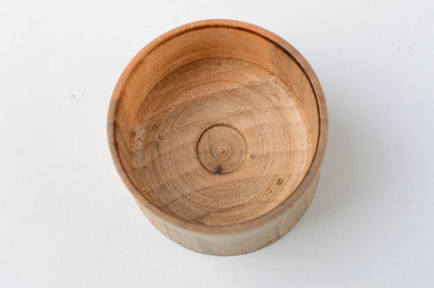 Солонка ручной работы кухонная посуда маленькая изящная деревянная солонка фото 5