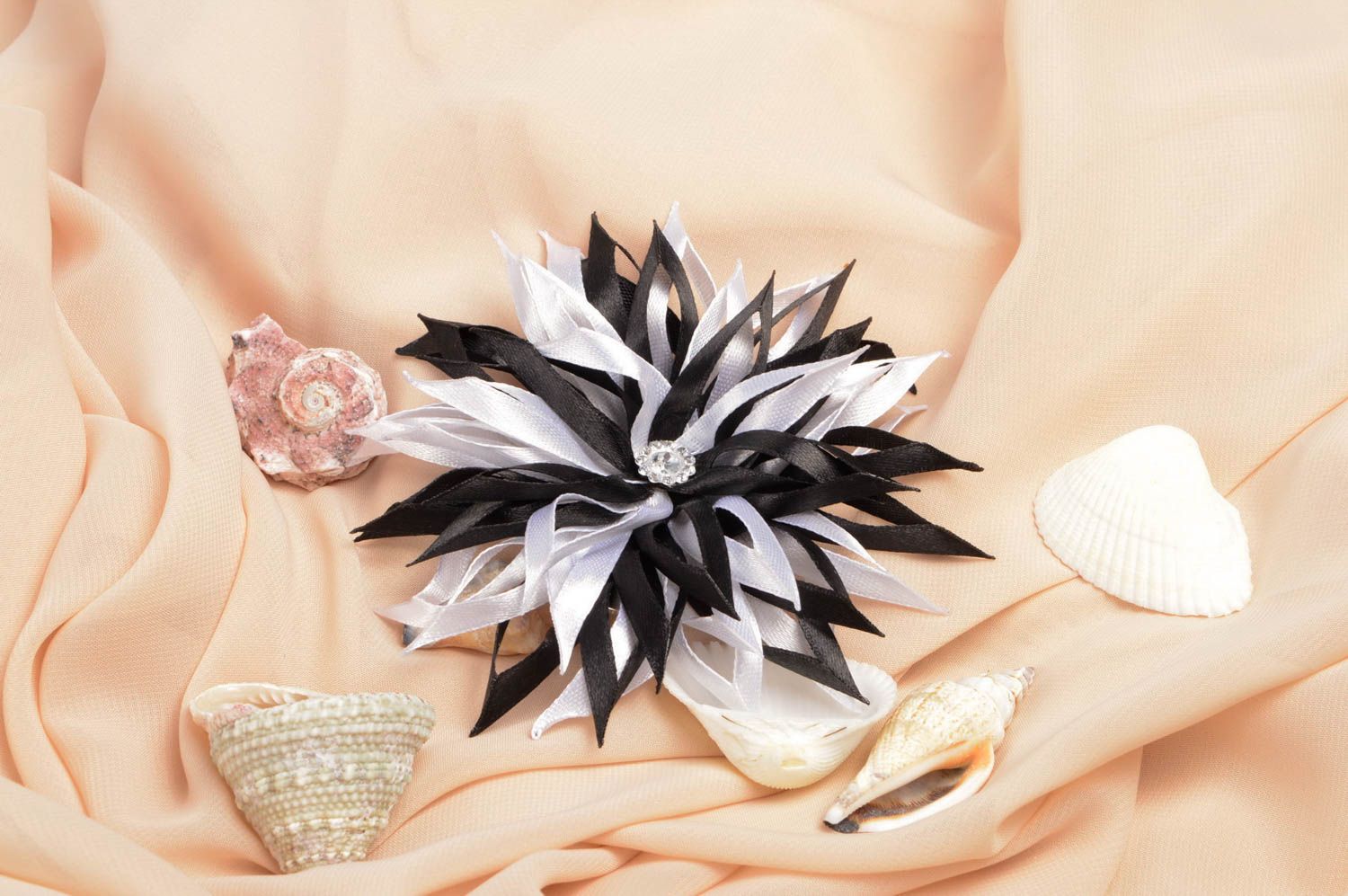 Handmade hair clip designer hair accessory gift for baby flower hair clip photo 1