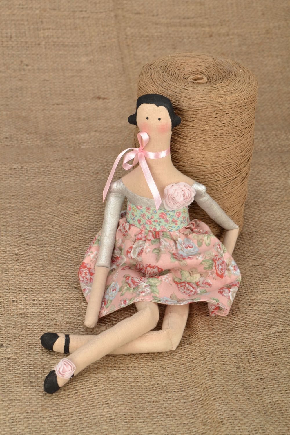 Авторская кукла в платье  фото 1