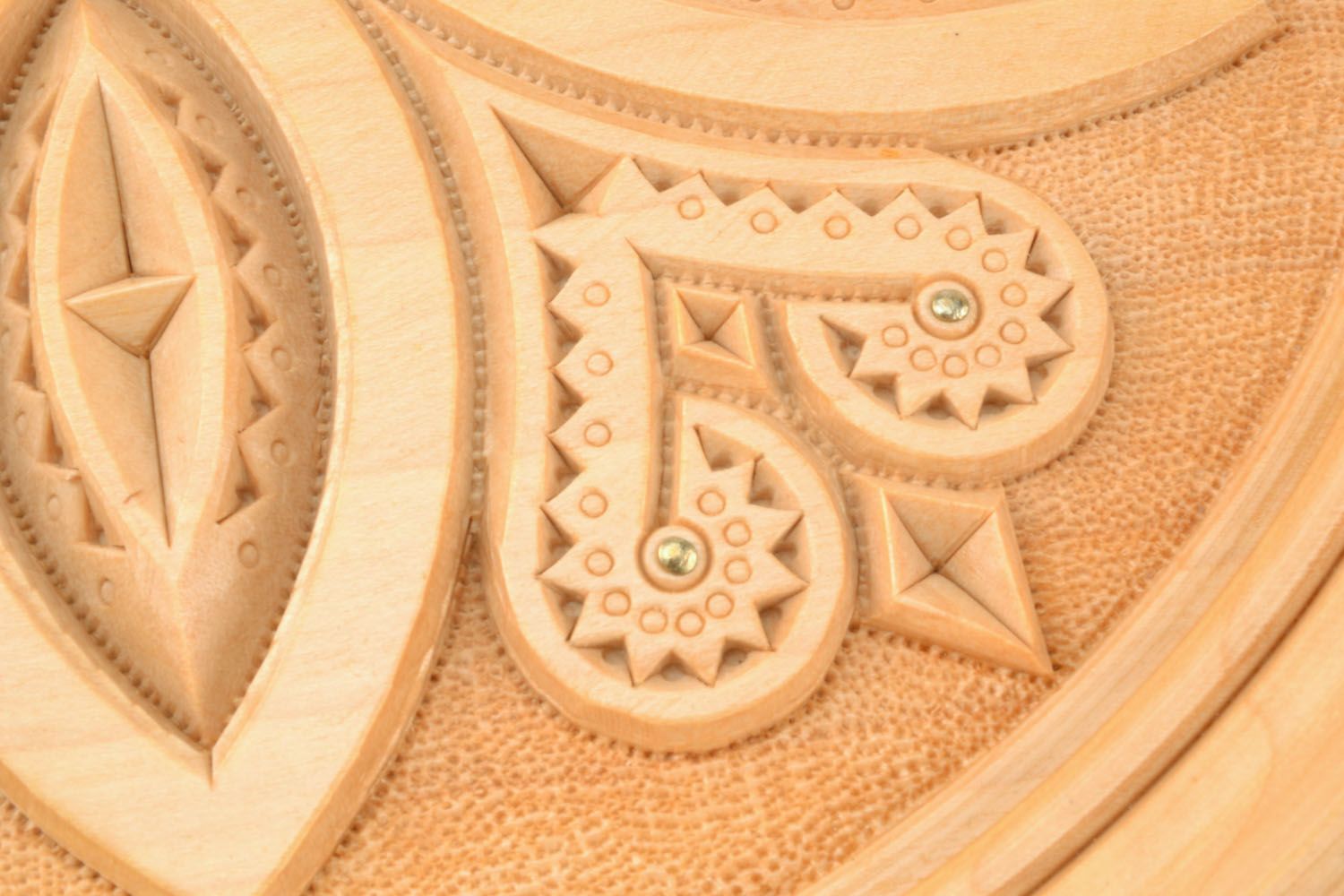 Carved wooden plate photo 4