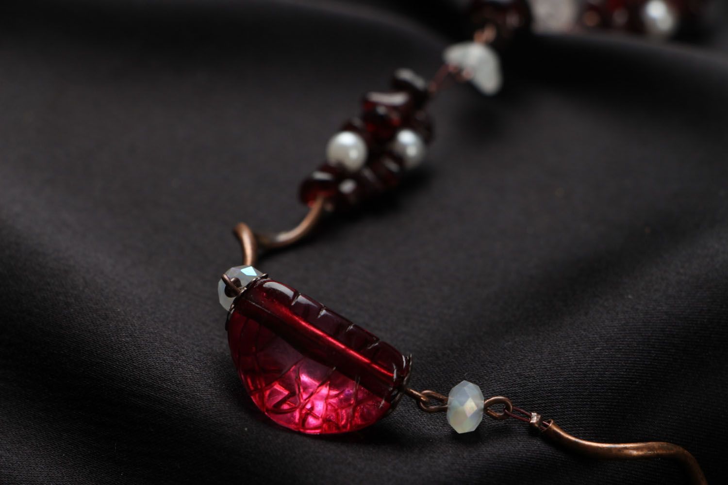 Necklace with natural stones photo 3