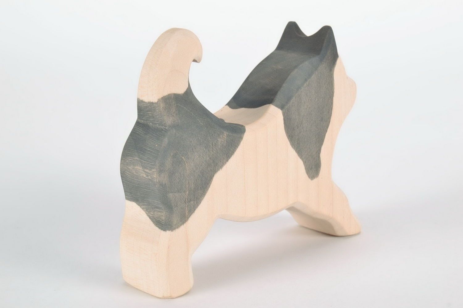 Statuette en bois en forme de chien Laïka photo 4