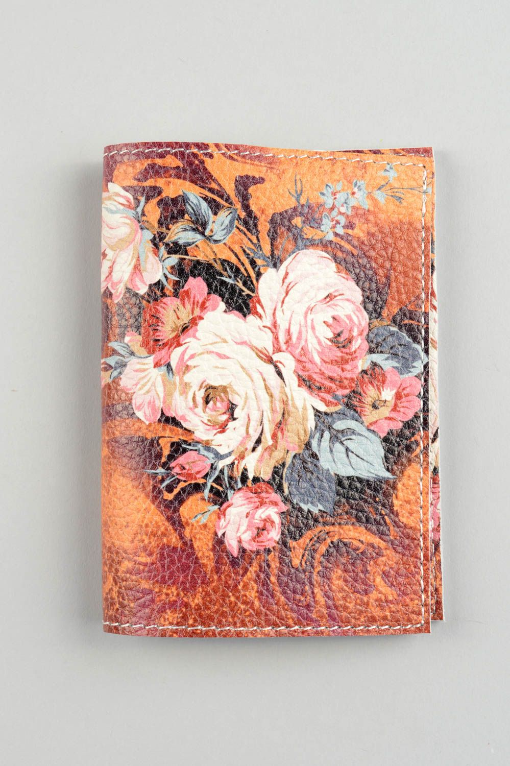 Funda de cuero artesanal regalo original estuche para pasaporte flores coloridas foto 5