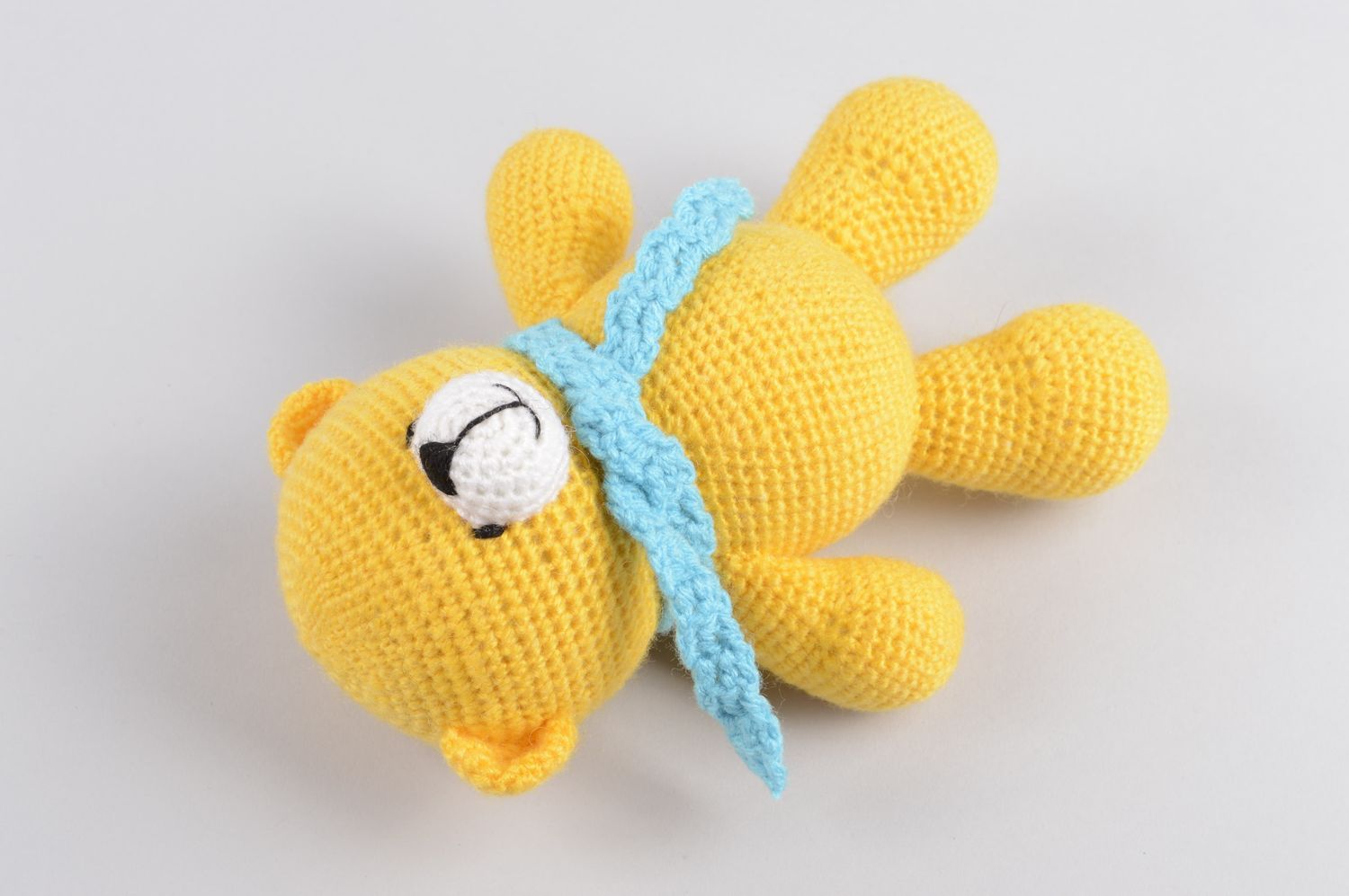 Handmade gehäkeltes Kuscheltier Spielzeug Bär Designer Geschenk aus Acryl gelb foto 2