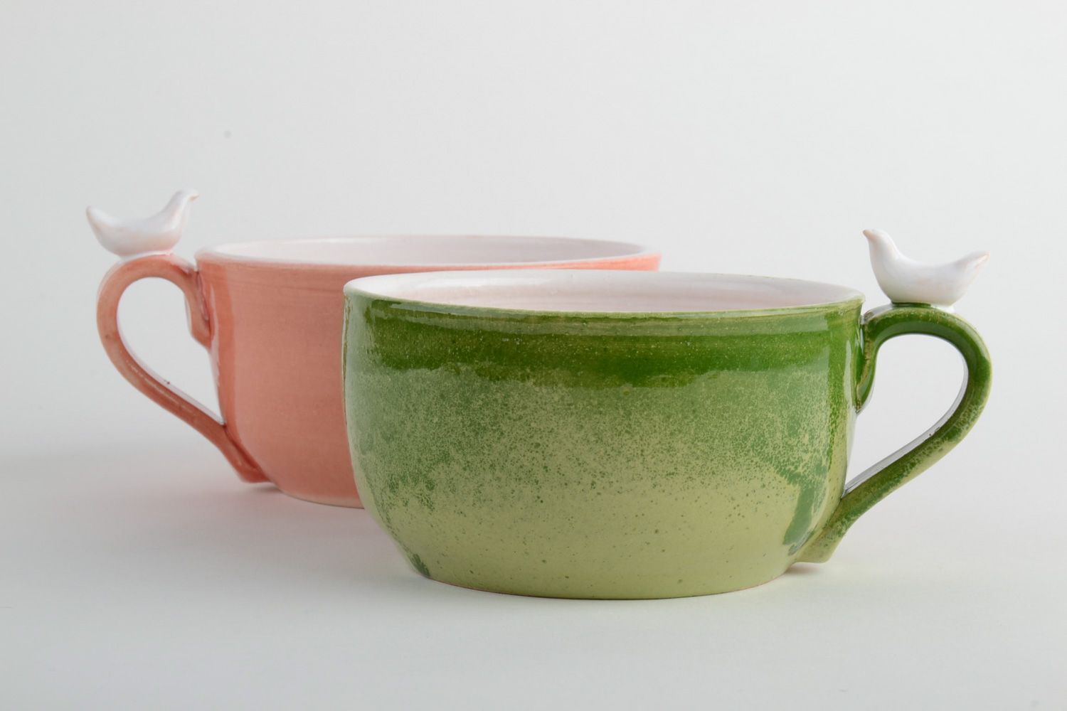 Tasses à thé céramiques faites main 2 pièces originales verte et rose peintes photo 2