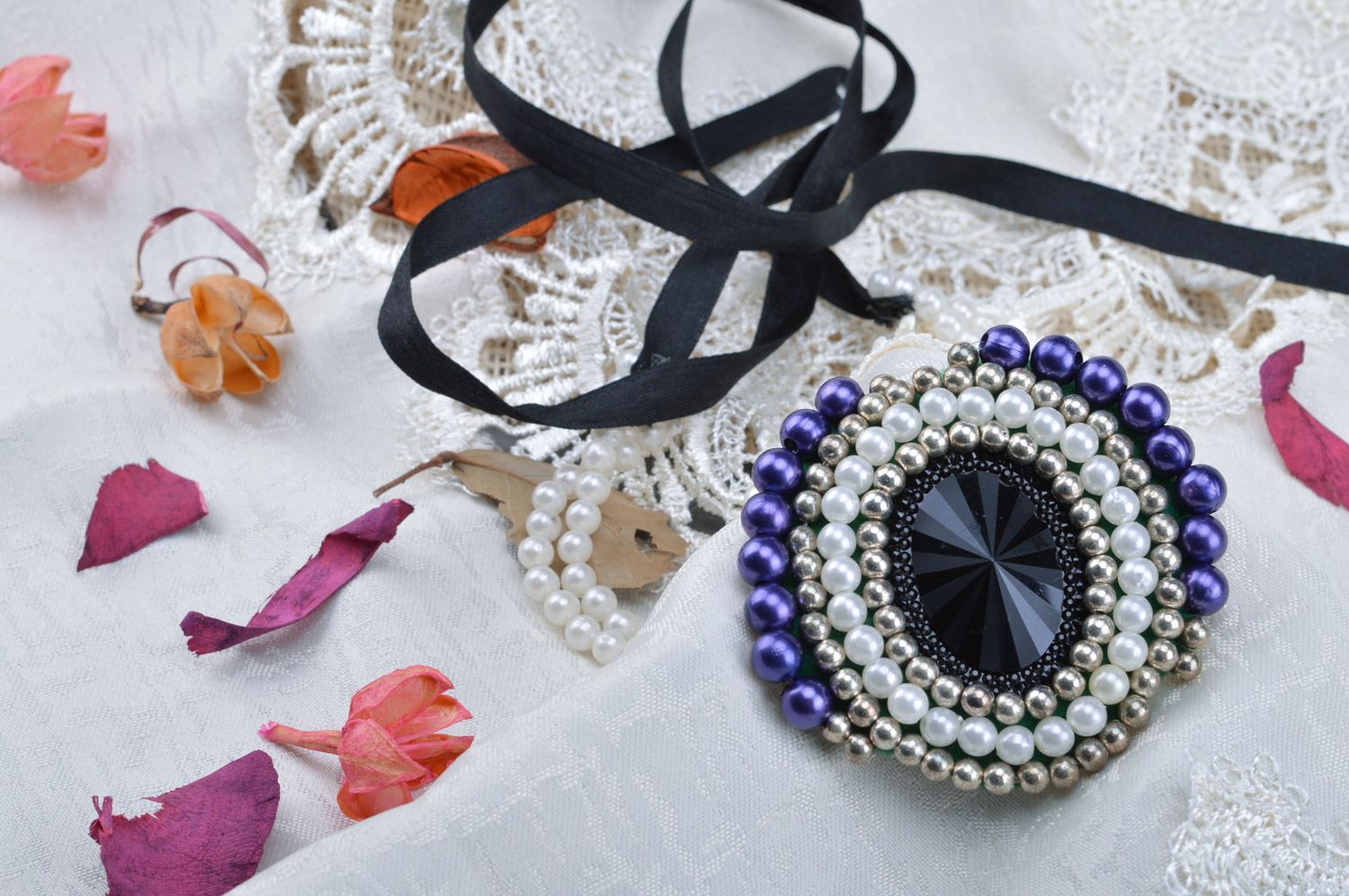 Handmade bead embroidered necklace with rhinestones on felt basis Mirror photo 5