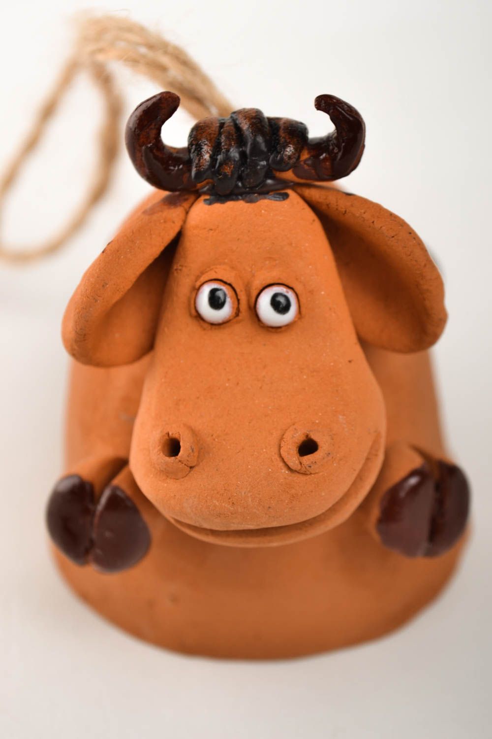 Cloche sonnette Déco maison fait main vache en argile Suspension décorative photo 4