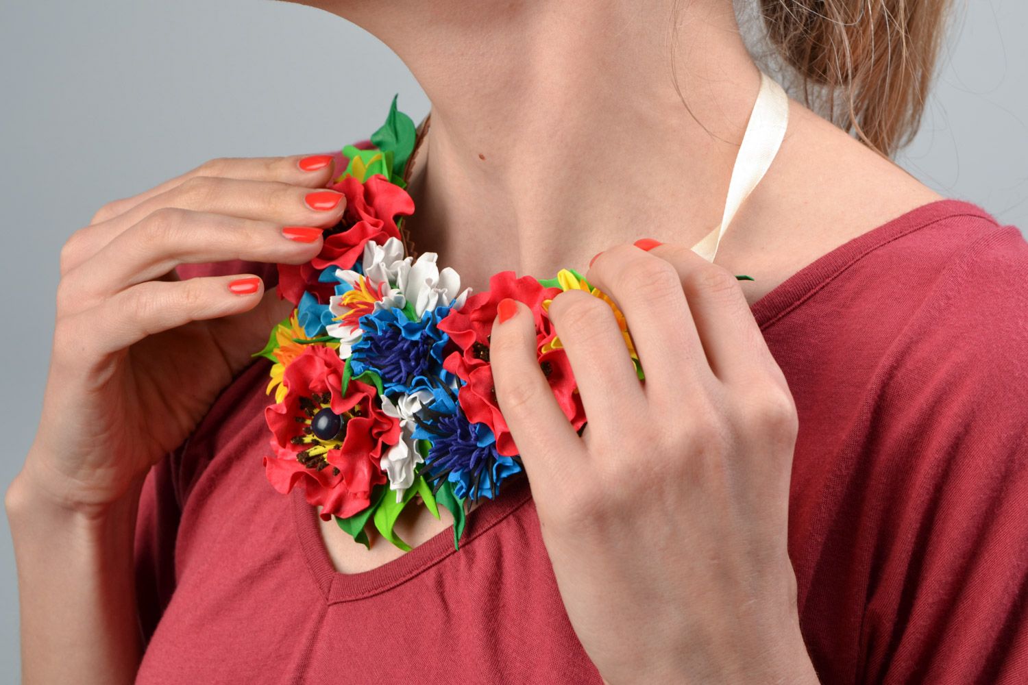 Handmade volume necklace with bright colorful foamiran field flowers on ribbon photo 2