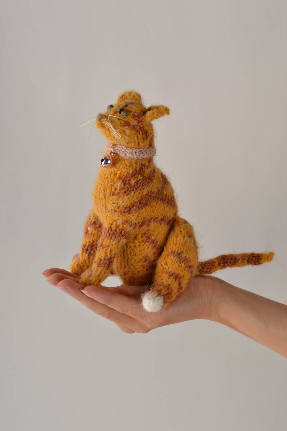 Peluche chat roux Jouet fait main tricoté en mohair Cadeau pour enfant photo 5