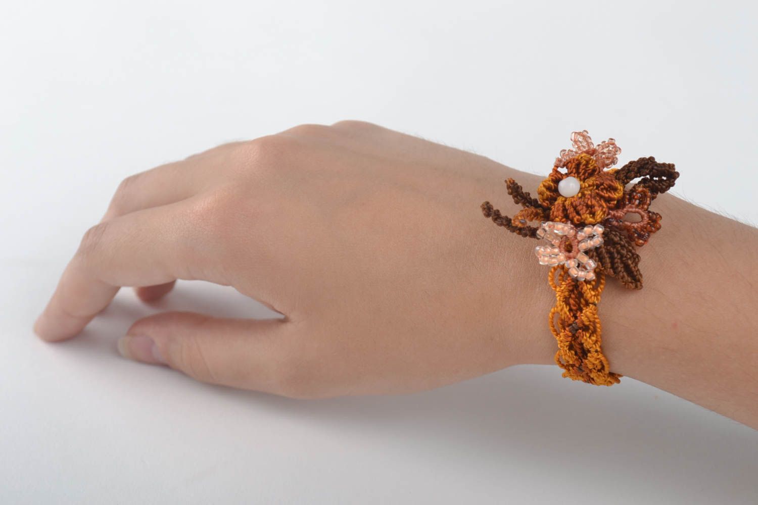 Bracelet textile Broche fait main universel macramé marron Accessoire femme photo 5