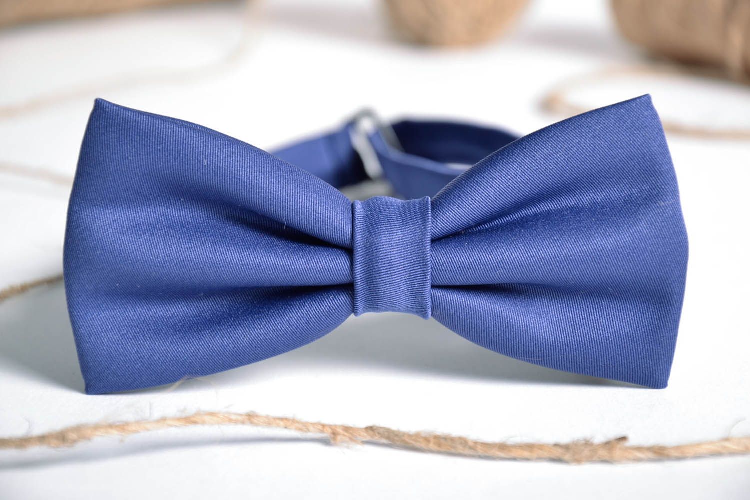 Gravata borboleta elegante azul foto 1