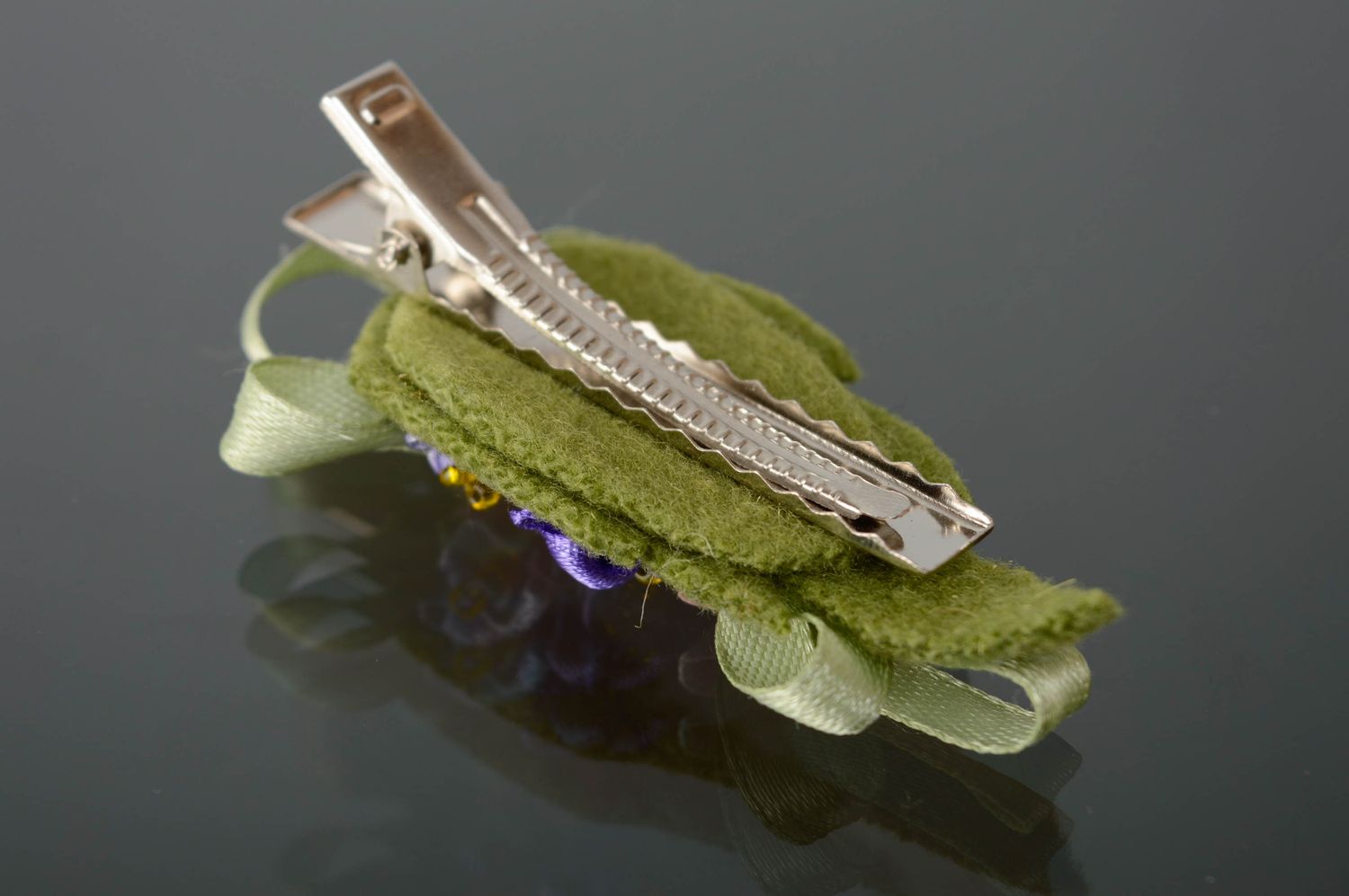 Beautiful hair clip with satin ribbons photo 2