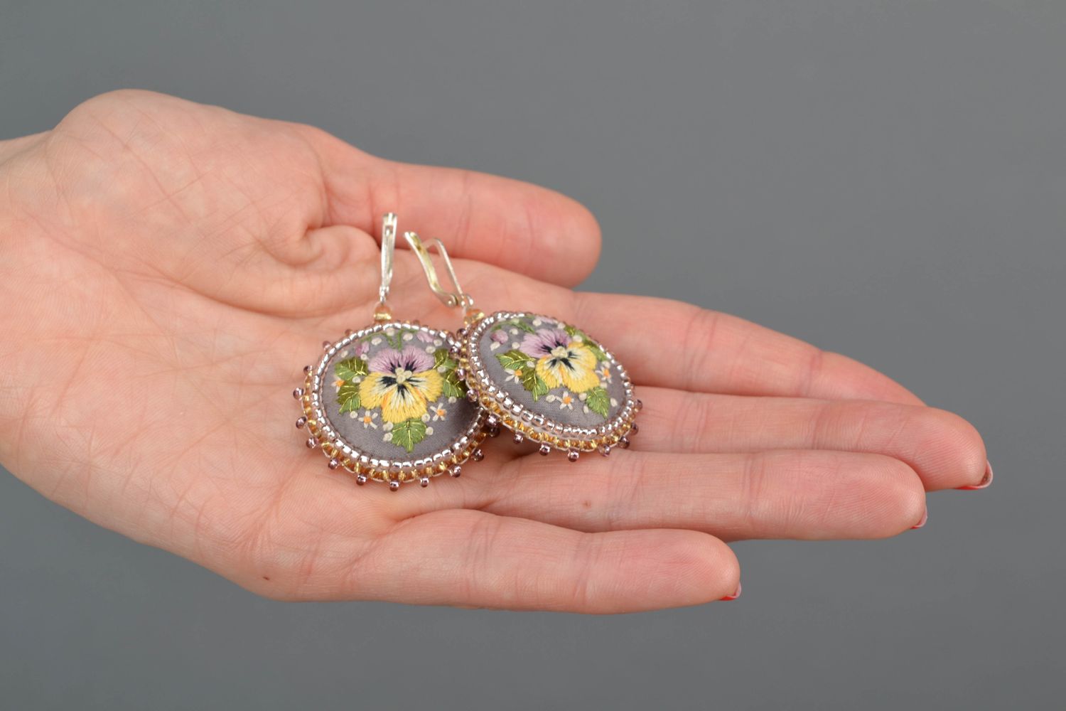 Embroidered earrings with garden violets photo 2