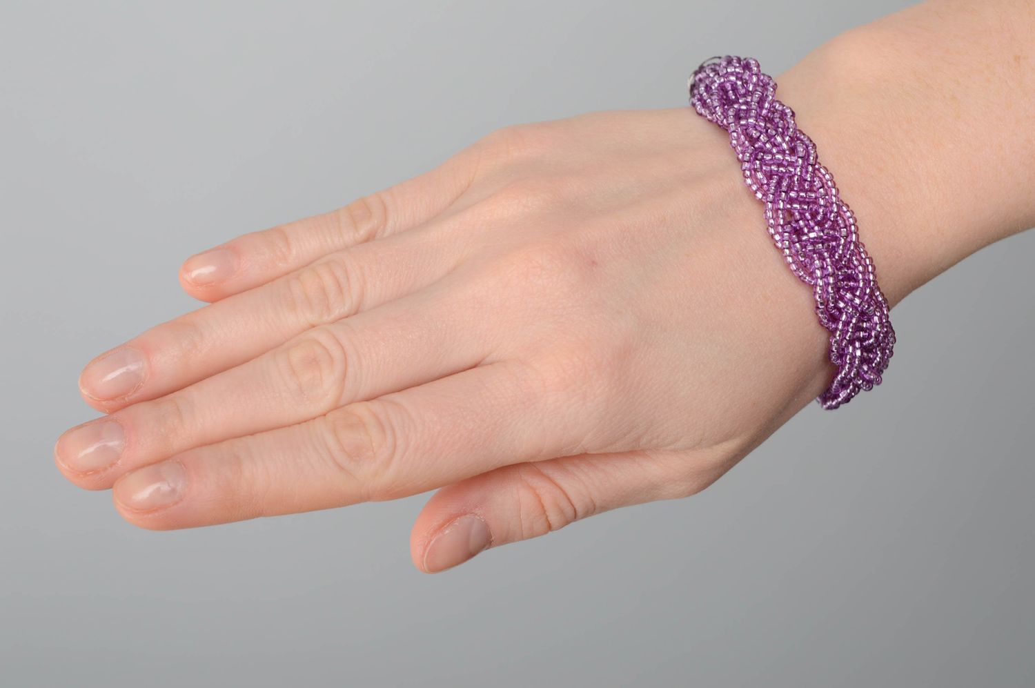 Handgemachtes Armband aus tschechischen Glasperlen lila foto 3