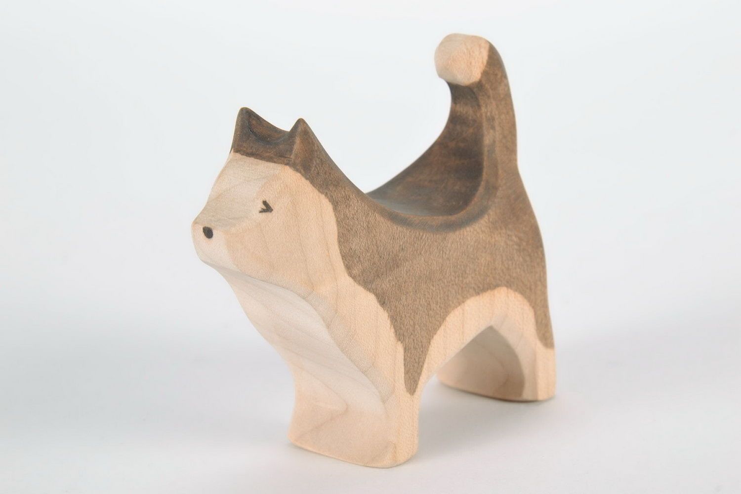 Figurine cut out from wood Husky photo 3