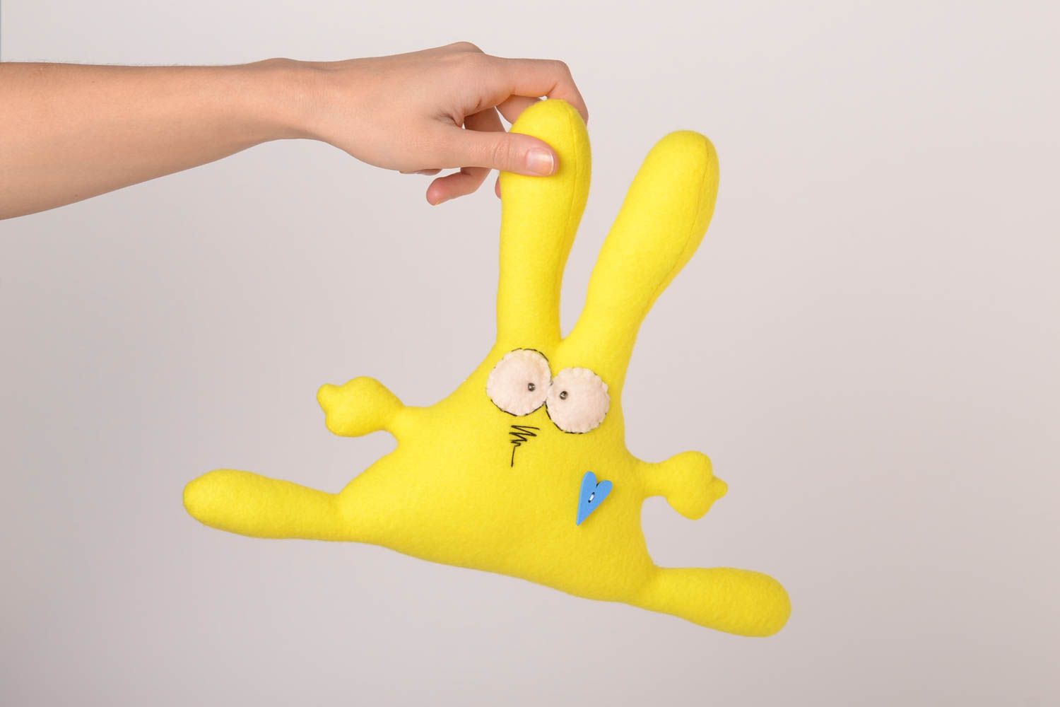 Plüsch Hase in Gelb handmade Stoff Kuscheltier tolles Geschenk für Kinder foto 2