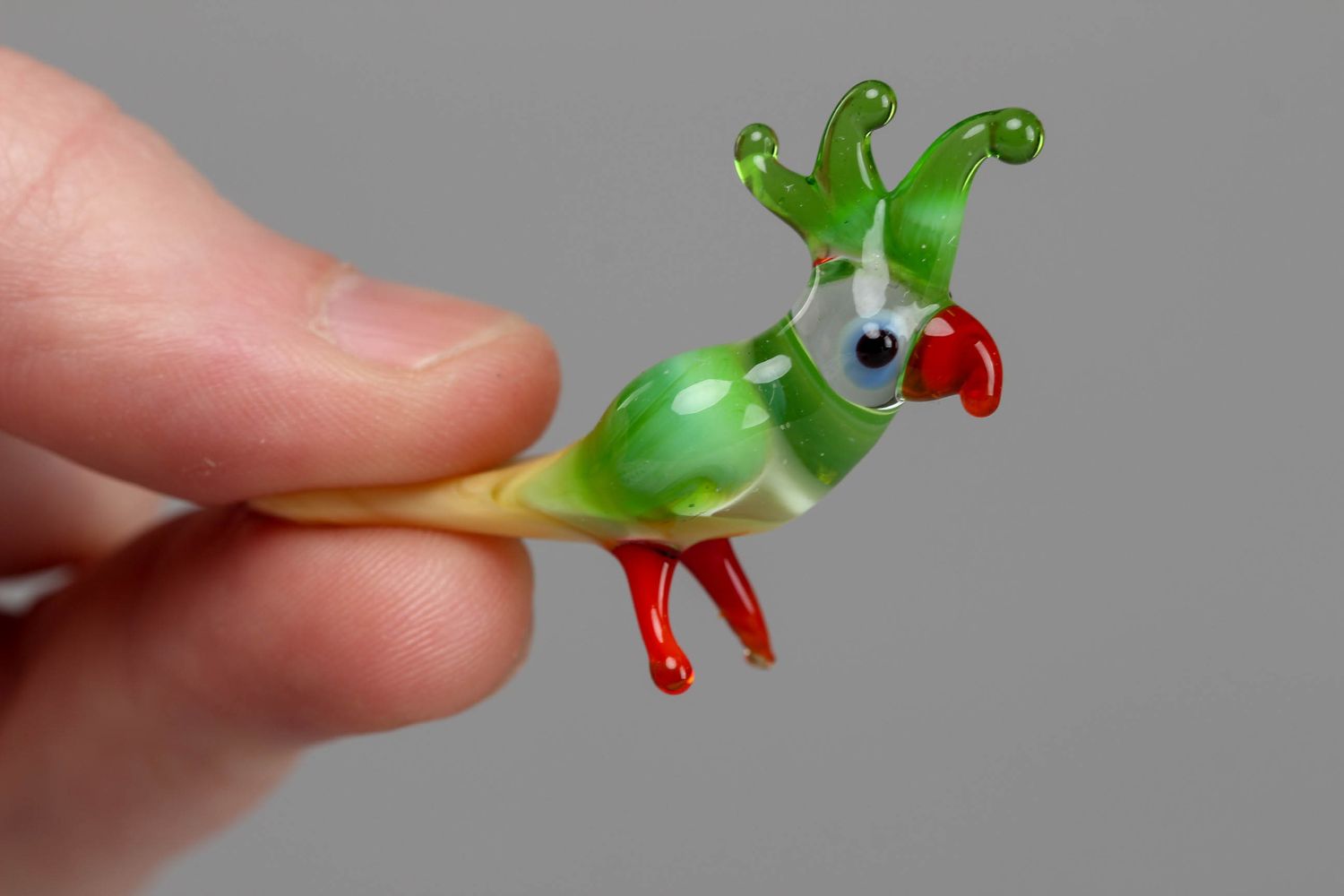 Bright small lampwork glass figurine of parrot photo 4