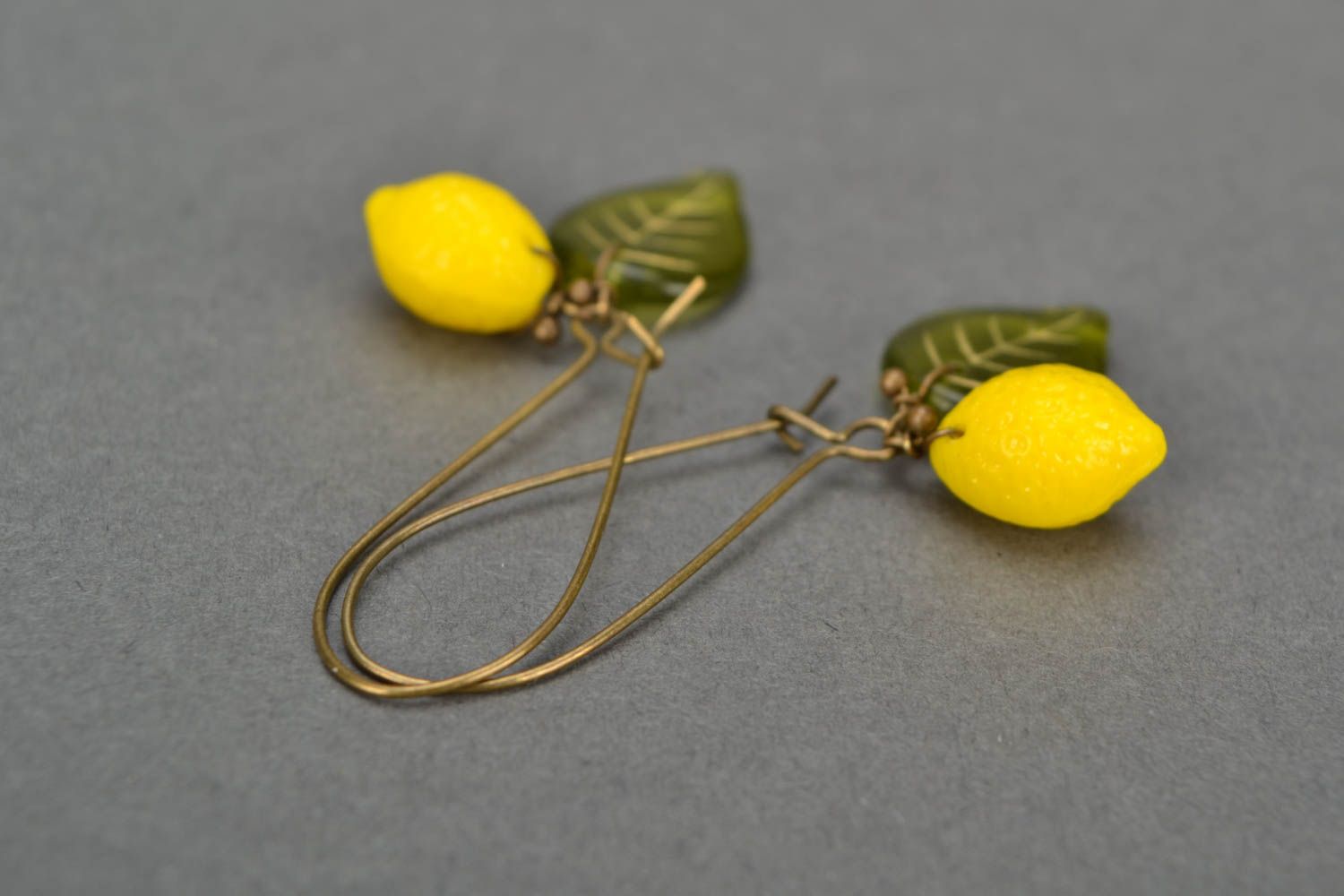 Unusual bright handmade designer woven Czech glass earrings Lemons photo 4