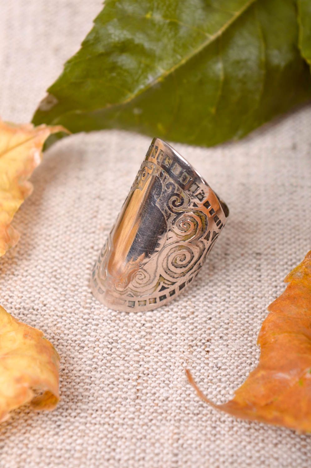 Кольцо ручной работы кольцо из мельхиора крупное металлическое украшение фото 1