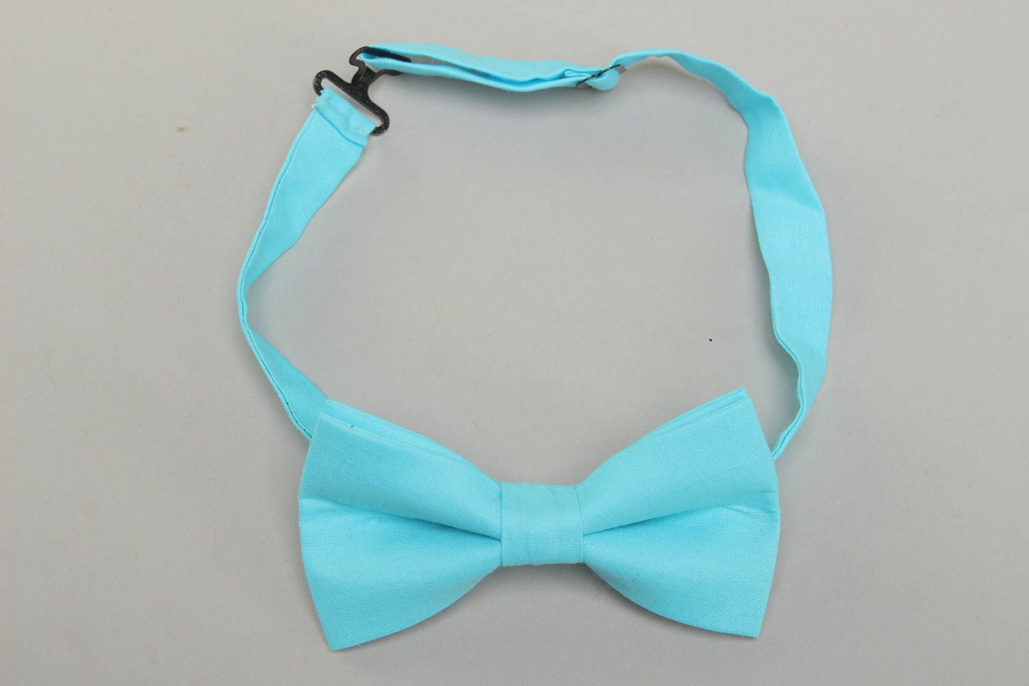 Blue fabric bow tie photo 1