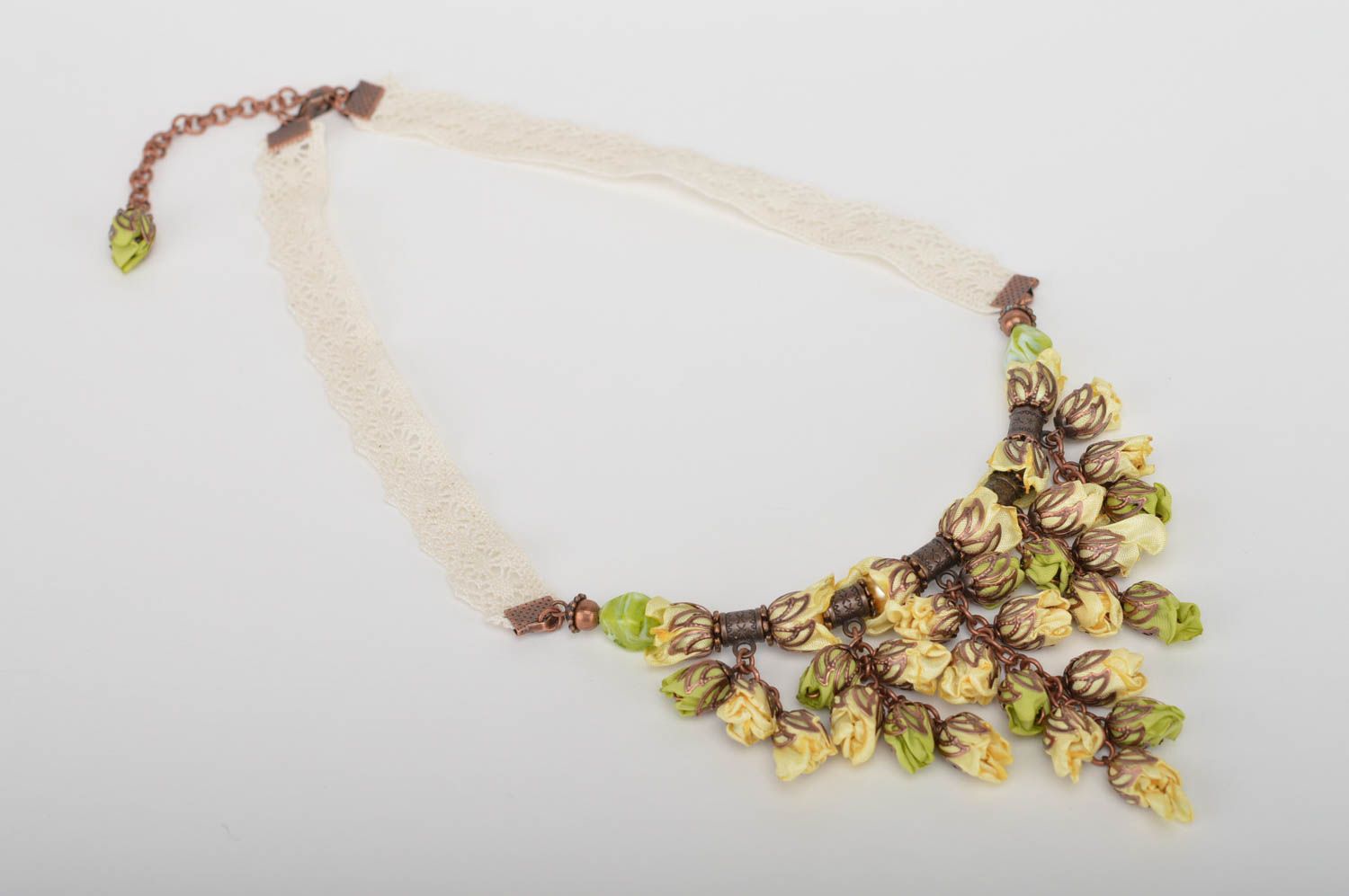 Handmade necklace with flowers textile beautiful necklace stylish jewelry photo 3