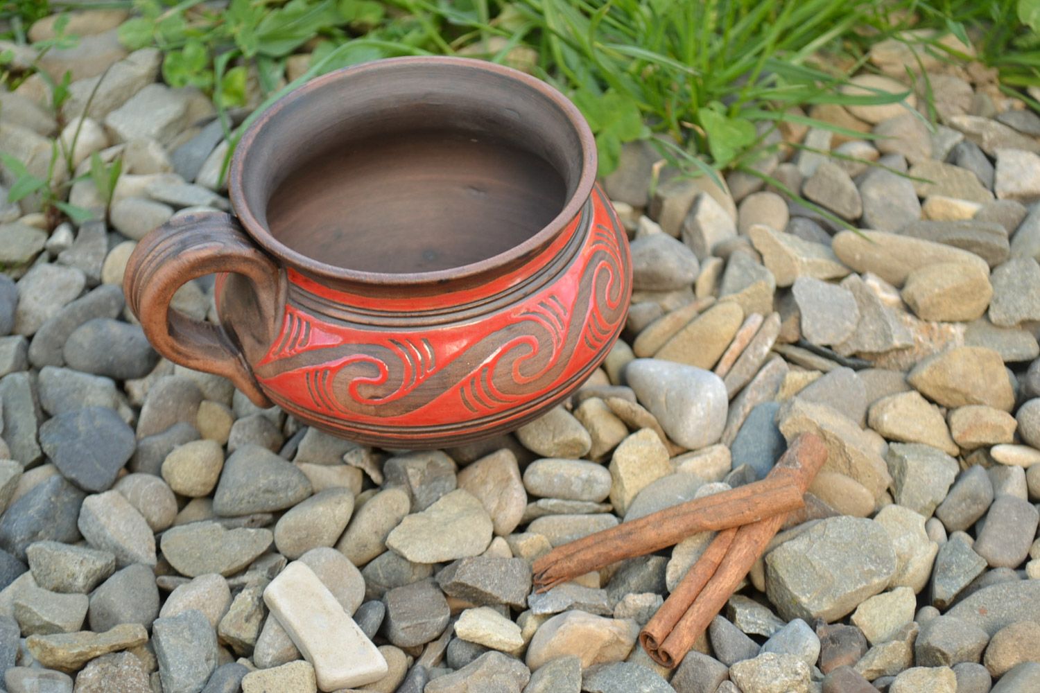 Tasse à thé d'argile rouge faite main 70 cl pratique et originale peinte photo 1