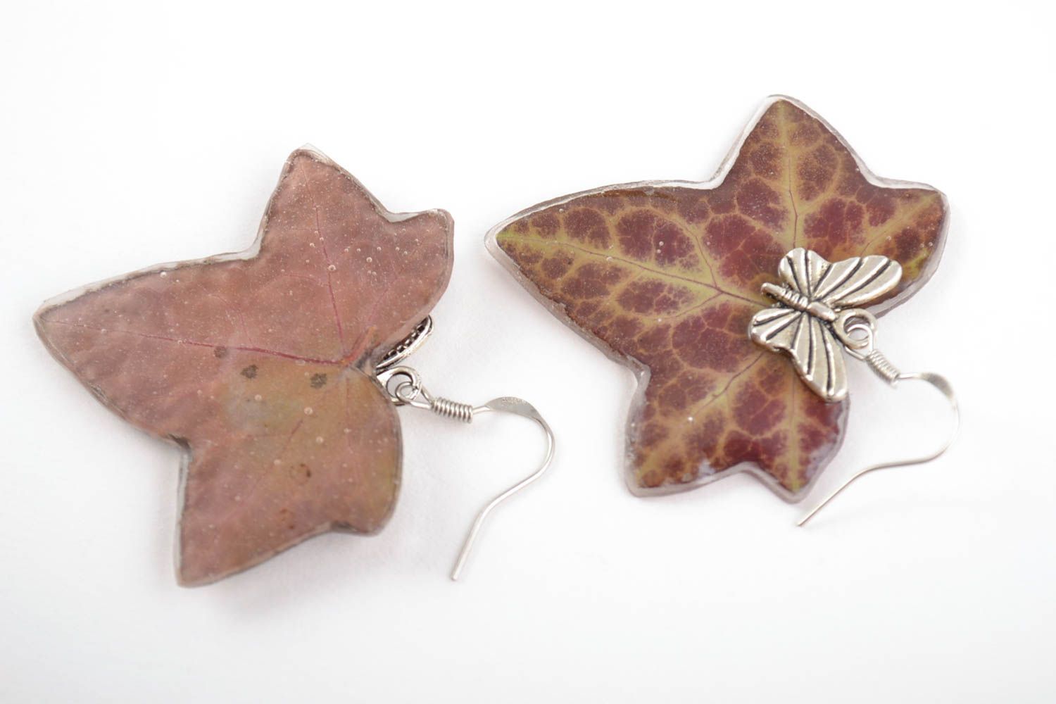 Handmade elegant designer dangle earrings with leaves in epoxy resin photo 5