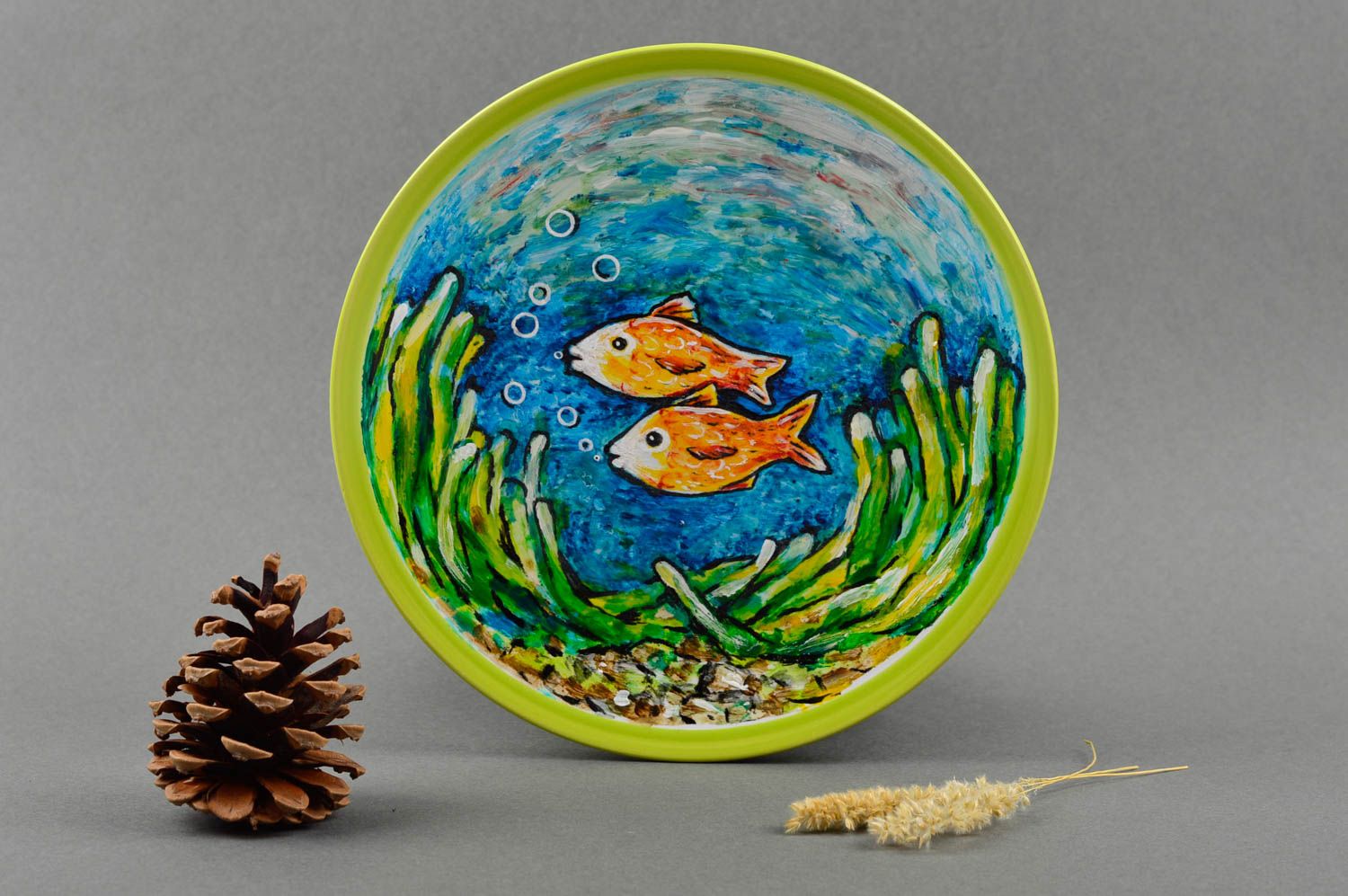 Керамическая тарелка ручной работы настольный декор расписная тарелка Рыбы фото 1
