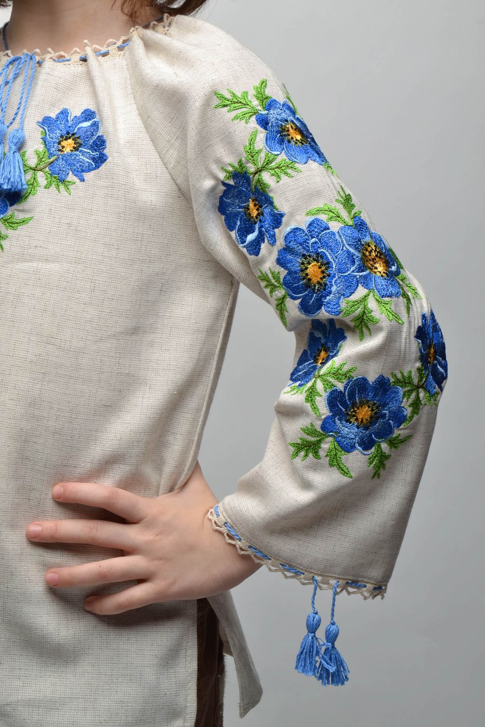 Satin stitch embroidered long sleeve shirt photo 2