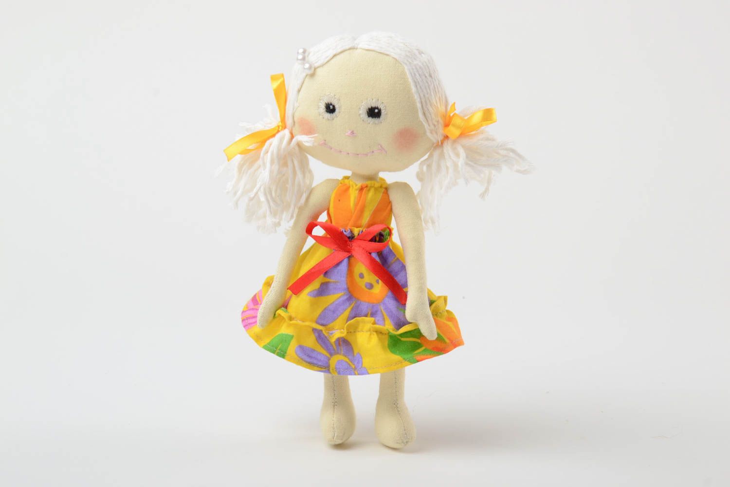 Muñeca de tela rubia vestida artesanal juguete de peluche para niños decorativo  foto 2