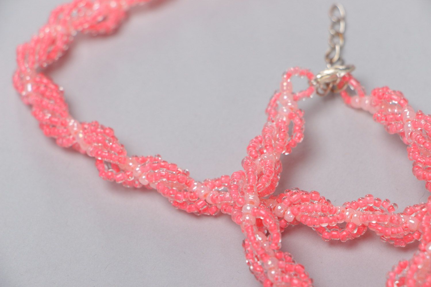 Juego de accesorios de abalorios artesanales pulsera y collar de color rosado  foto 4