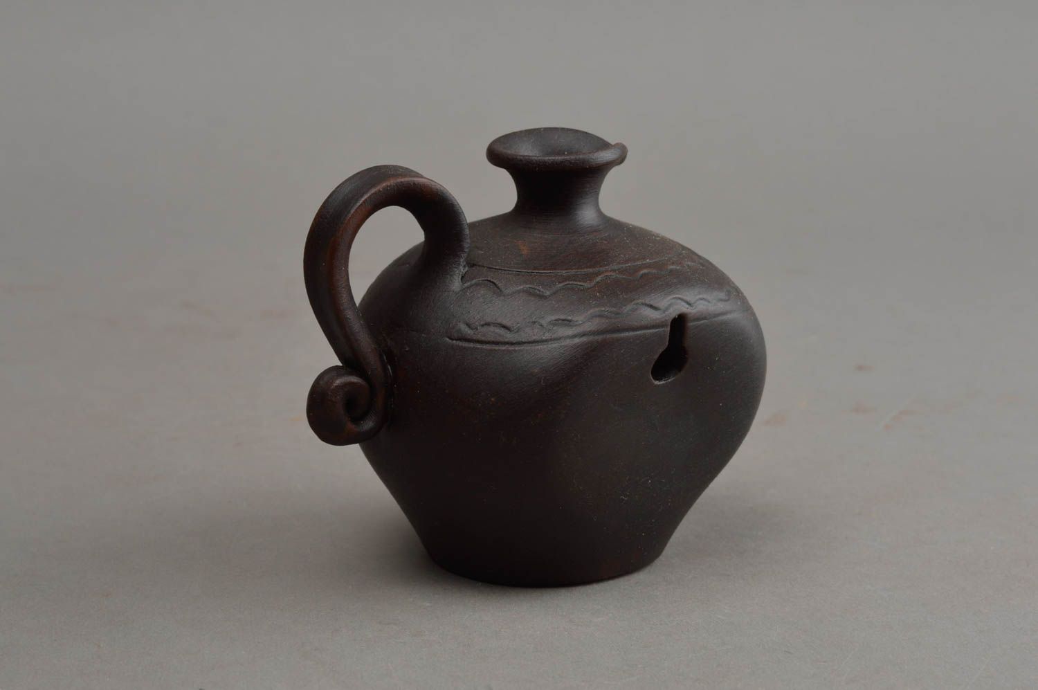 Ceramic clay decorative desk pitcher in brown color 0,35 lb photo 2