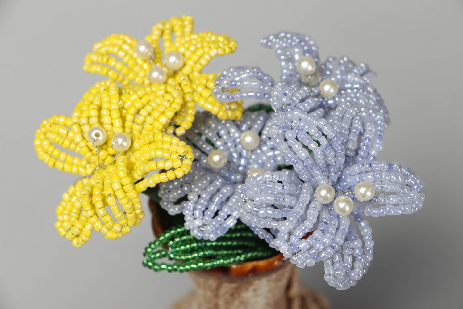 Fleurs artificielles en perles de rocaille faites main photo 3