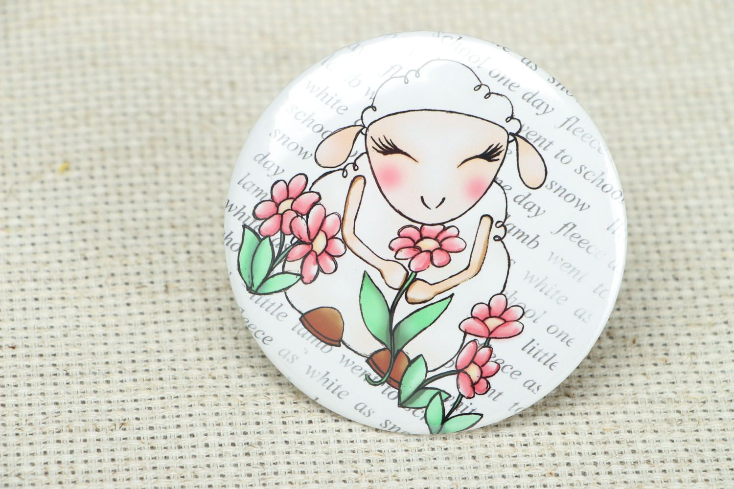 Pocket mirror Lamb photo 1