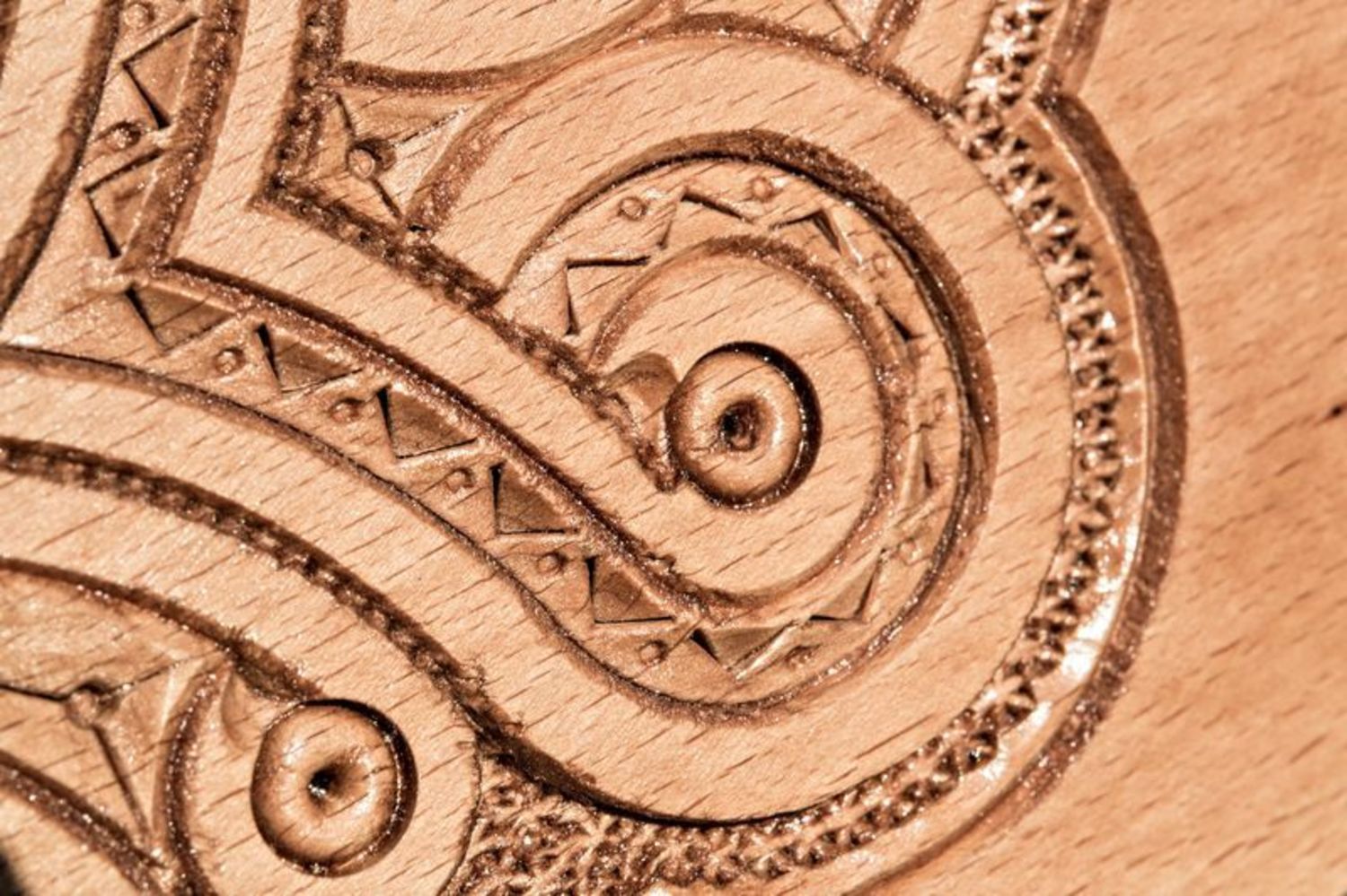 Scatola di legno fatta a mano Cofanetto rettangolare Scrigno intagliato 
 foto 3