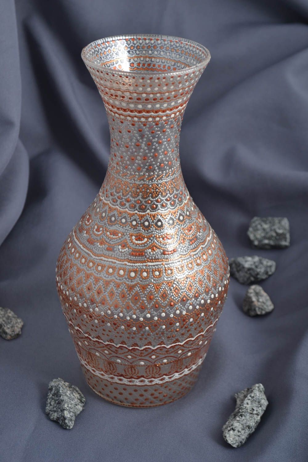 Handmade Vase aus Glas Haus Deko bemalte Vase originell weiß golden gepunktet foto 1