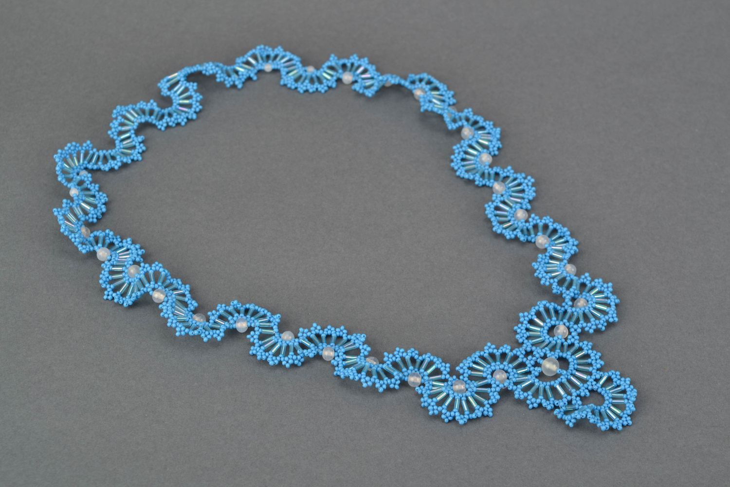 Blue lace beaded necklace photo 4