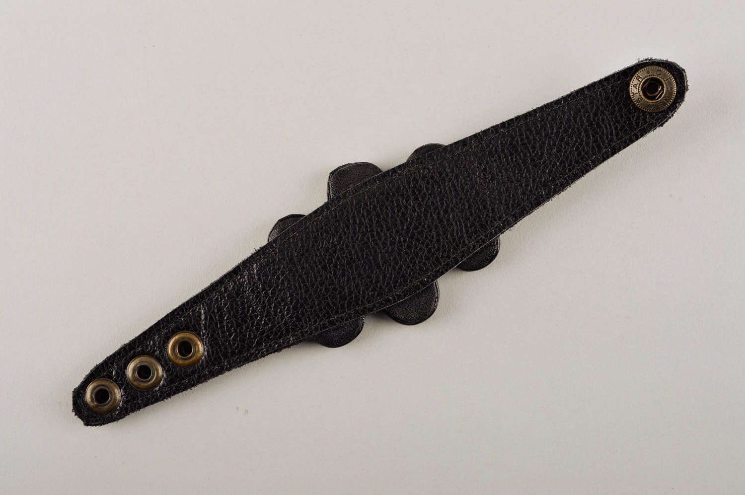 Bracelet cuir Bijoux fait main design insolite de créateur Accessoires cuir photo 5