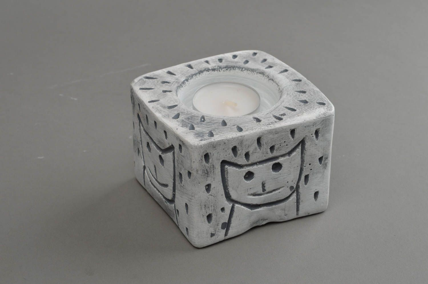 Kleiner bemalter Gips Kerzenhalter quadratisch für Teelicht handmade grau foto 3