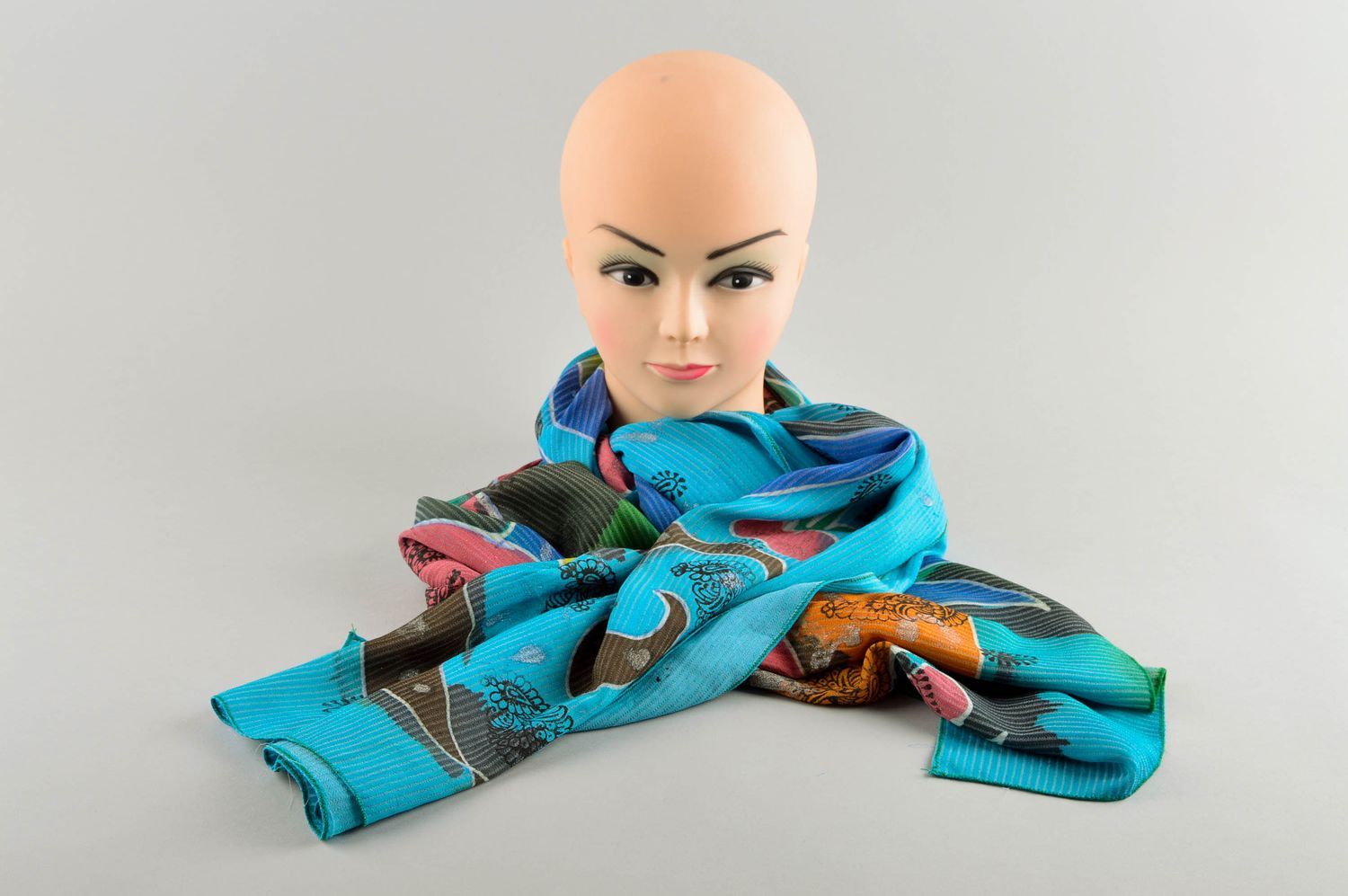 Écharpe soie Foulard fait main design original Accessoire femme batik froid photo 1