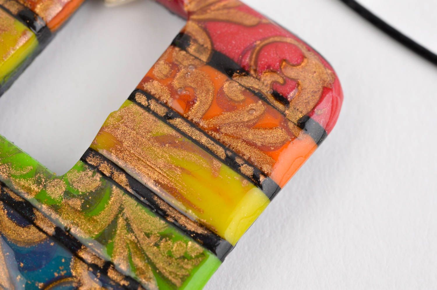 Pendentif multicolore Bijou fait main pâte polymère fil à mémoire Cadeau femme photo 5