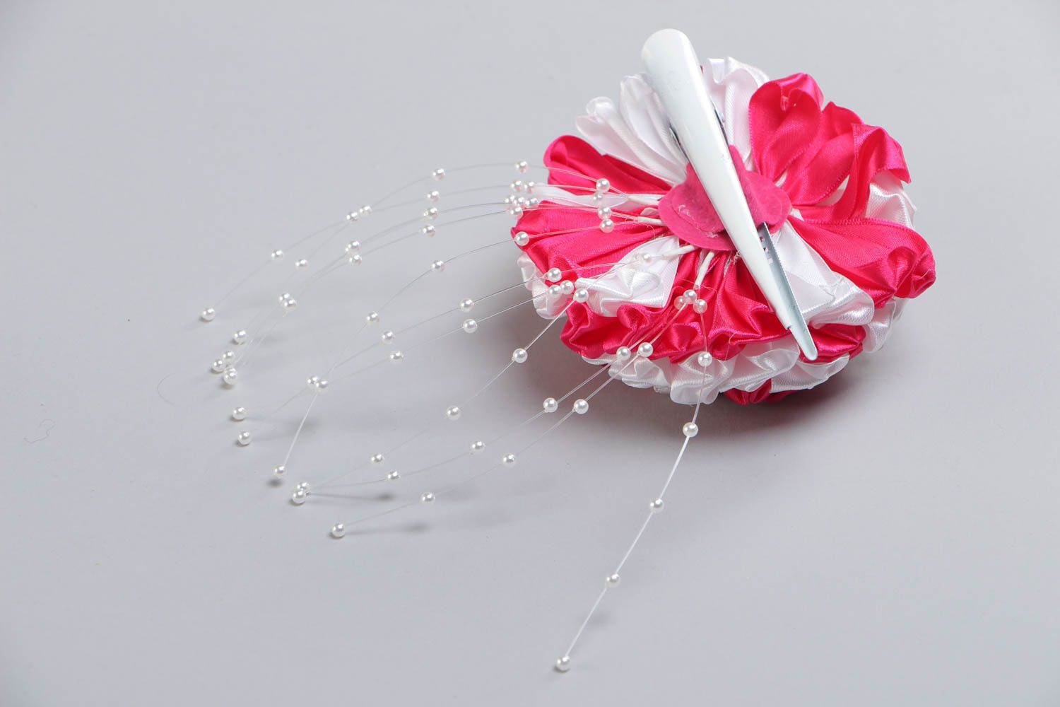 Handmade decorative hair clip with red and white satin ribbon kanzashi flower photo 4