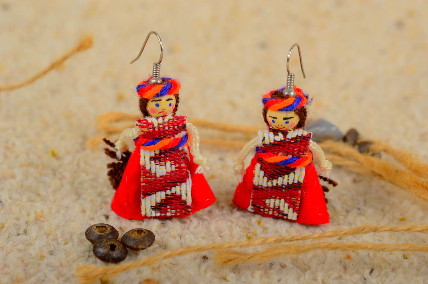 Boucles d'oreilles poupées Bijou fait main en tissu style ethnique Cadeau femme  photo 1