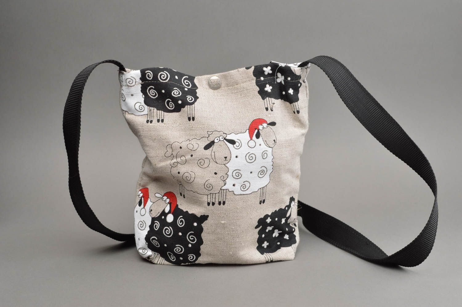 Sac bandoulière fait main Sac à main gris en lin avec bouton Accessoire femme photo 3