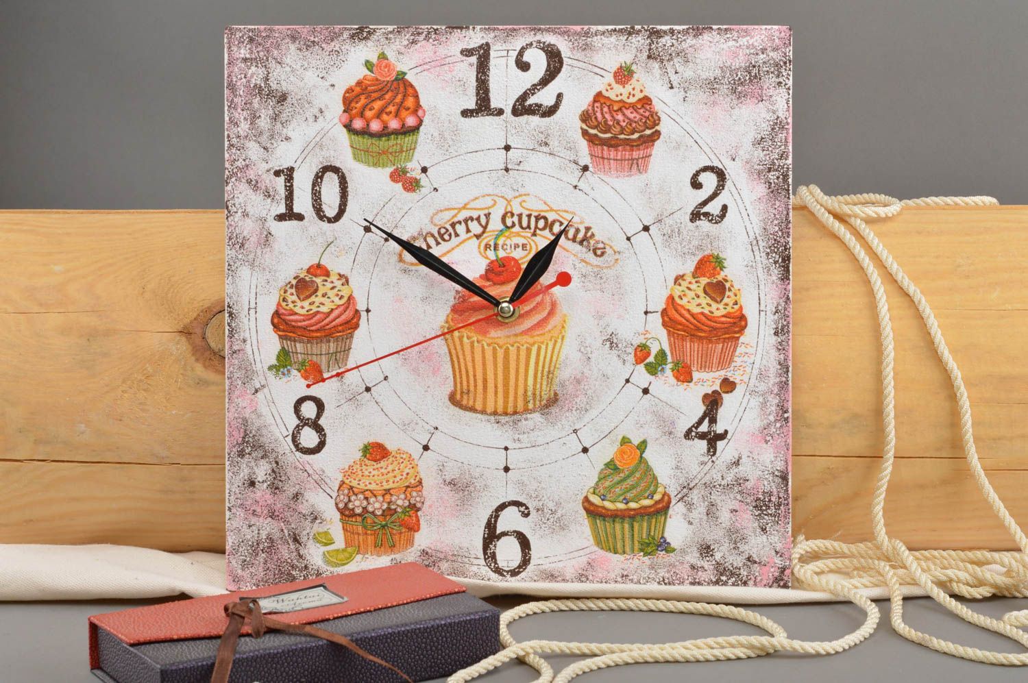 Reloj de pared hecho a mano decoración de hogar regalo original Pasteles foto 1