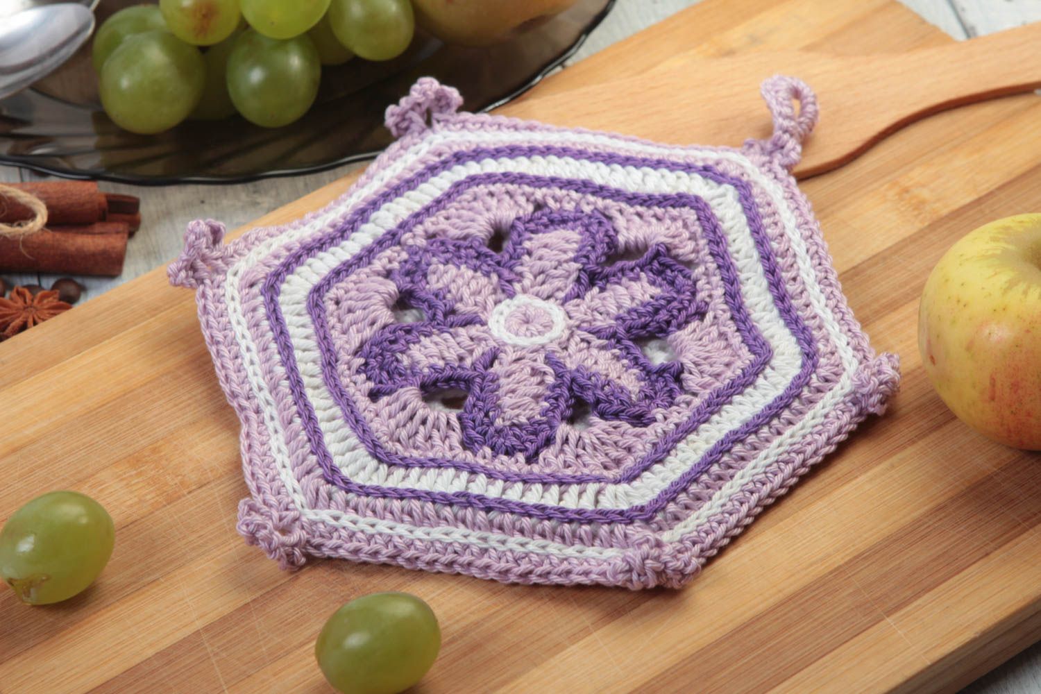 Handmade violetter Topflappen gehäkelt Küchen Textilien Haus Deko mit Blume foto 1