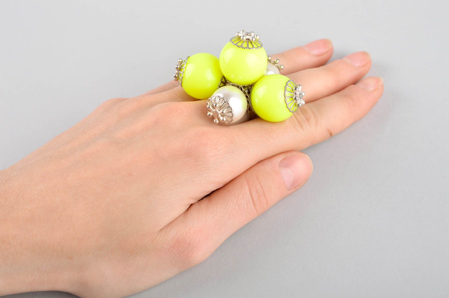 Кольцо ручной работы кольцо из бусин дизайнерское модное кольцо женское фото 5