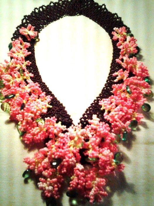 Bright beautiful beaded necklace with flowers photo 1