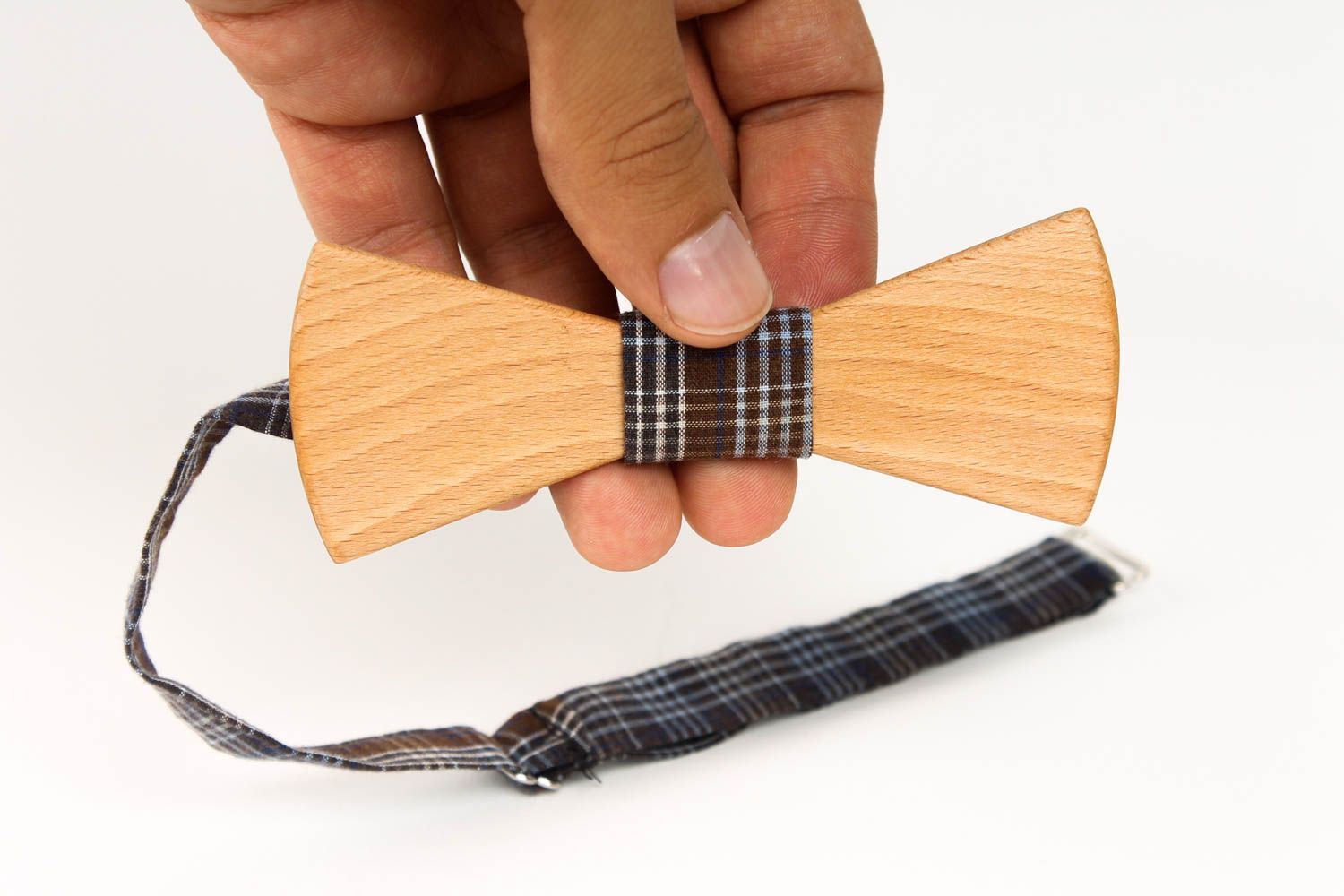 Corbata de lazo artesanal pajarita moderna accesorio unisex de madera de haya foto 5