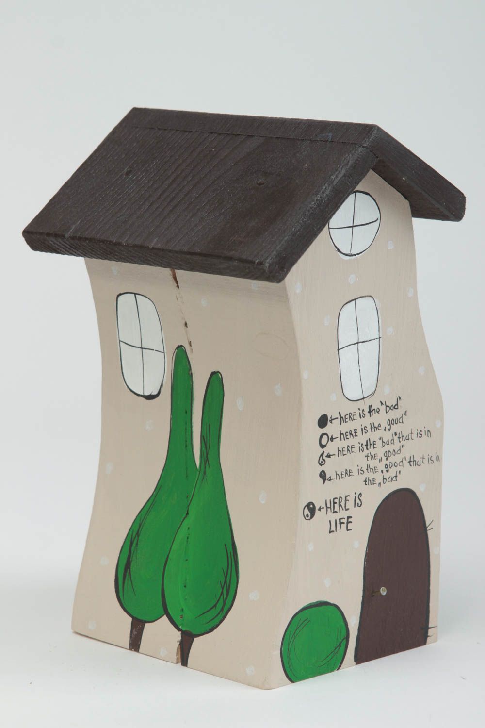 Figura artesanal con forma de casa de madera regalo original decoración de casa foto 2
